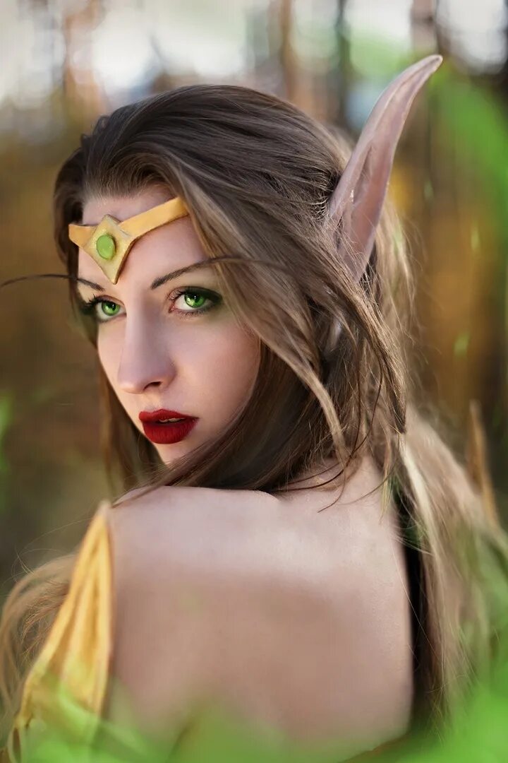 Elf cosplay. Эльфийка косплей. Эльфийки крови косплей. Фотосессия в стиле эльфийки. Косплей эльфиек.