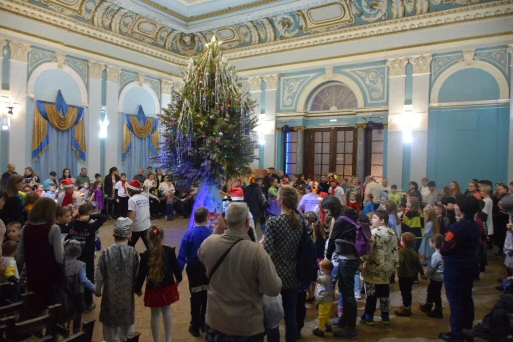 дворец творчества белгород новогоднее представление