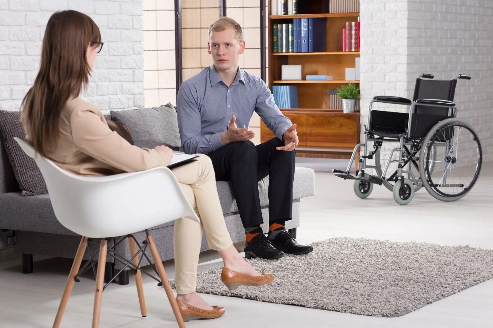 Personal injury. Lawyers for handicapped. Personal injury claim NSW. [Rodina] Family psychotherapist / SS /. Considered person