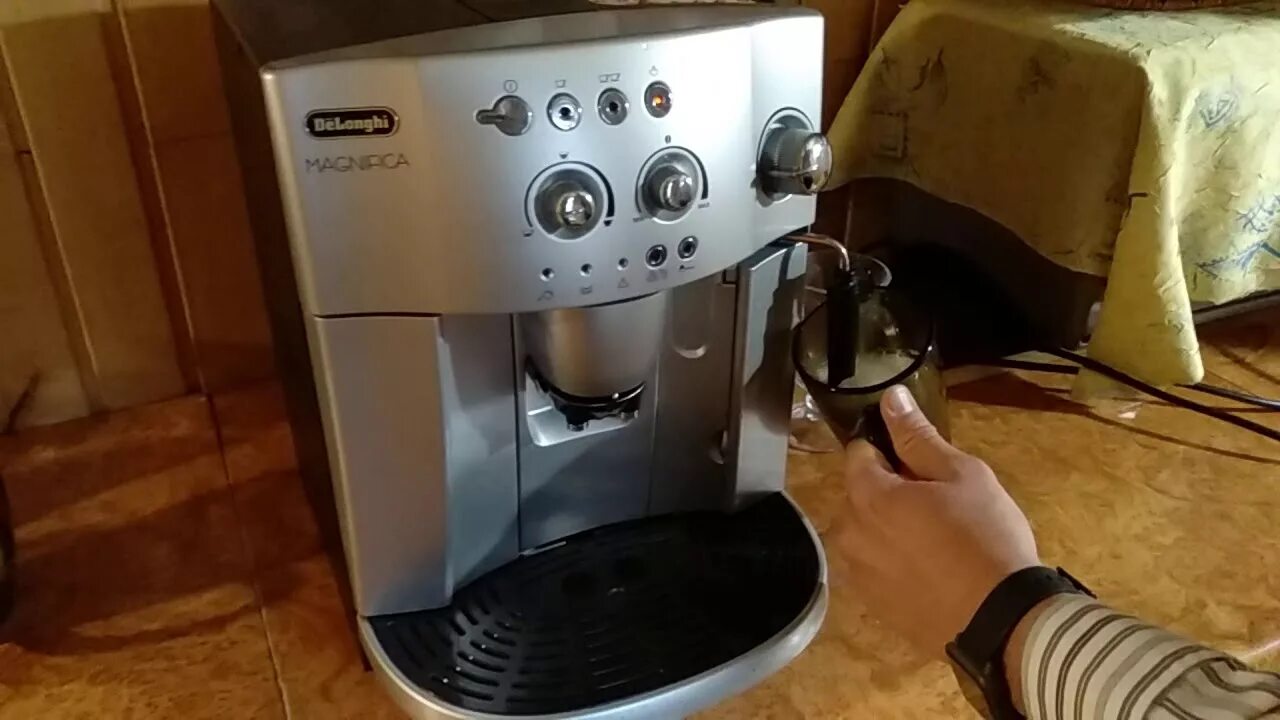 Очистка от накипи кофемашины delonghi magnifica