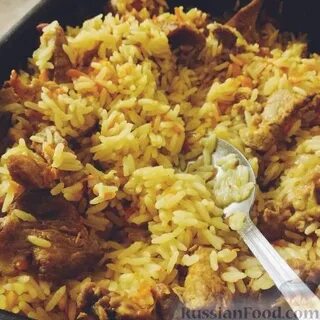Рис с мясом морковью и луком