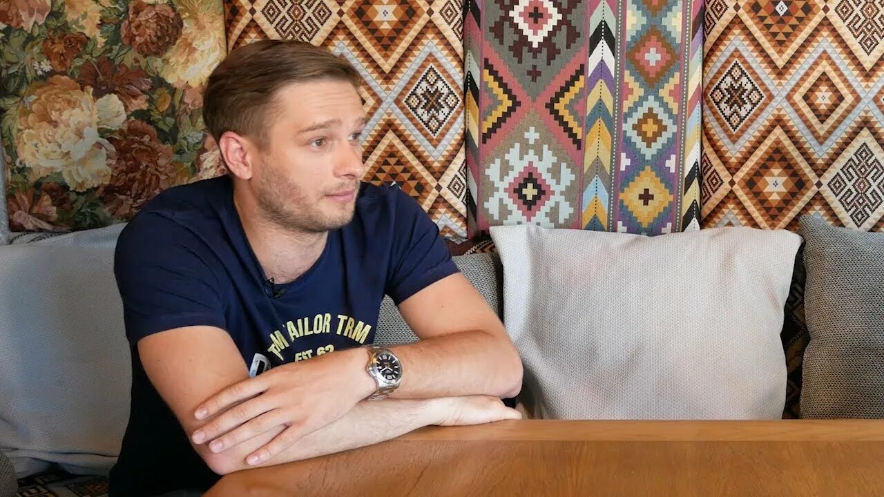 Александр метелкин биография личная жизнь On October 19, you need an actor as similar as possible to actor Sasha Metelkin