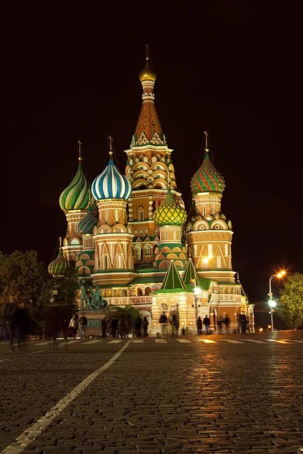 Набережная москва. Включи москва не. Виды москвы с набережных. Москва 2. Локдаун в москве 2021.