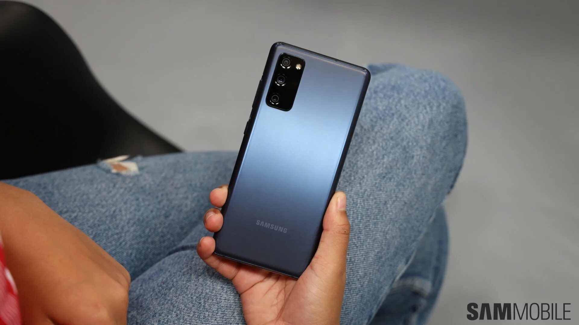 Смартфоны galaxy s20 fe. Samsung s20 fe. смартфон samsung galaxy s20 fe. samsung galaxy s20 fe 5g sd865. samsung s20 fe3.