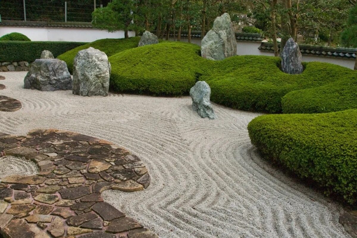 декоративное мощение дорожек. материалы для мощения дорожек. клинкерная плитка мощение. материалы для мощения дорожек. дорожка в сад.