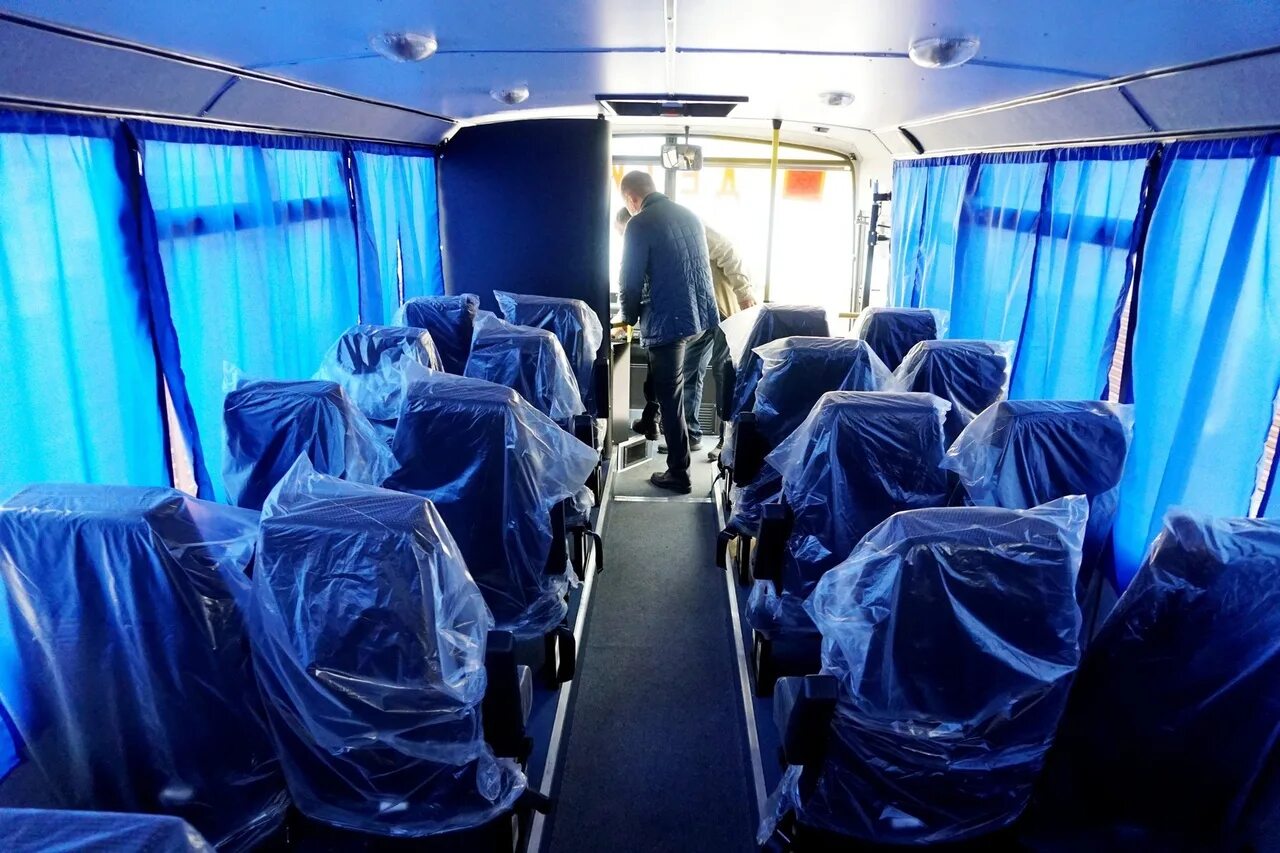 Автобус на 26 посадочных мест. Ямальский автобус. Ямальский новый автобус. Автобус для перевозки детей на 36 посадочных мест.