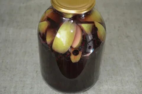 Яблочный сок с черноплодной рябиной
