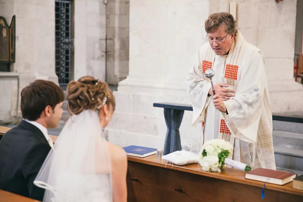 храм святого людовика в москве. венчаются ли католики. лютеранская кирха венчание. венчаются ли католики. венчание в католической церкви.