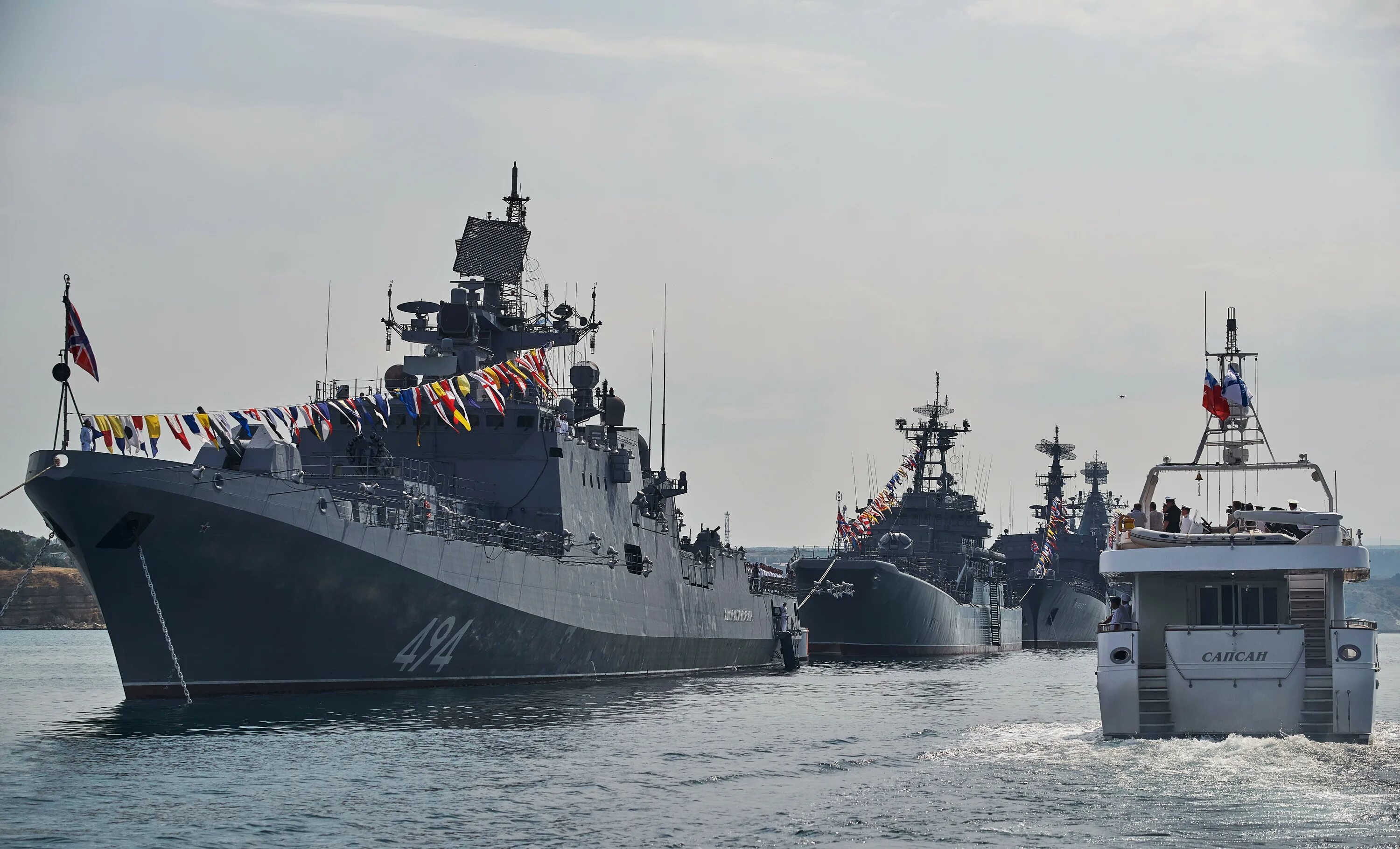 Черноморская флотилия ВМФ России. Корабли Черноморского флота ВМФ России. Военно-морская база Черноморского флота Российской Федерации. Корабли ЧФ В Севастополе. Черноморский флот россии украина