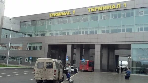 Терминал 1а. Аэропорт Казань терминал 1. Аэропорт Казань терминал 1а,2. Казань аэропорт терминал 1 международные. Аэропорт Казань терминал 1 фото.