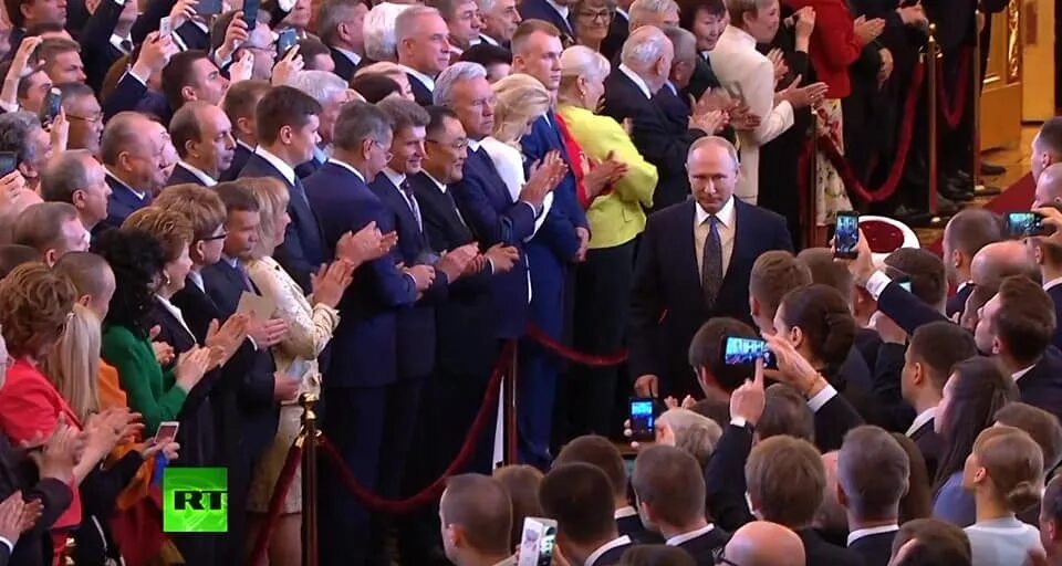 Через сколько инаугурация после выборов президента. Инаугурация Владимира Путина 2018. Эдгарс Ринкевичс инаугурация.
