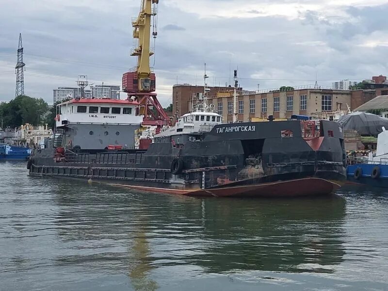 Тип судна 11 букв