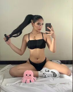 Rachelle Ruth - Yoo20.