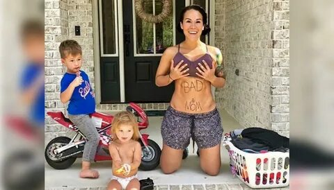 Working moms topless - 🧡 One in 25 mothers confess to breastfeeding anothe...