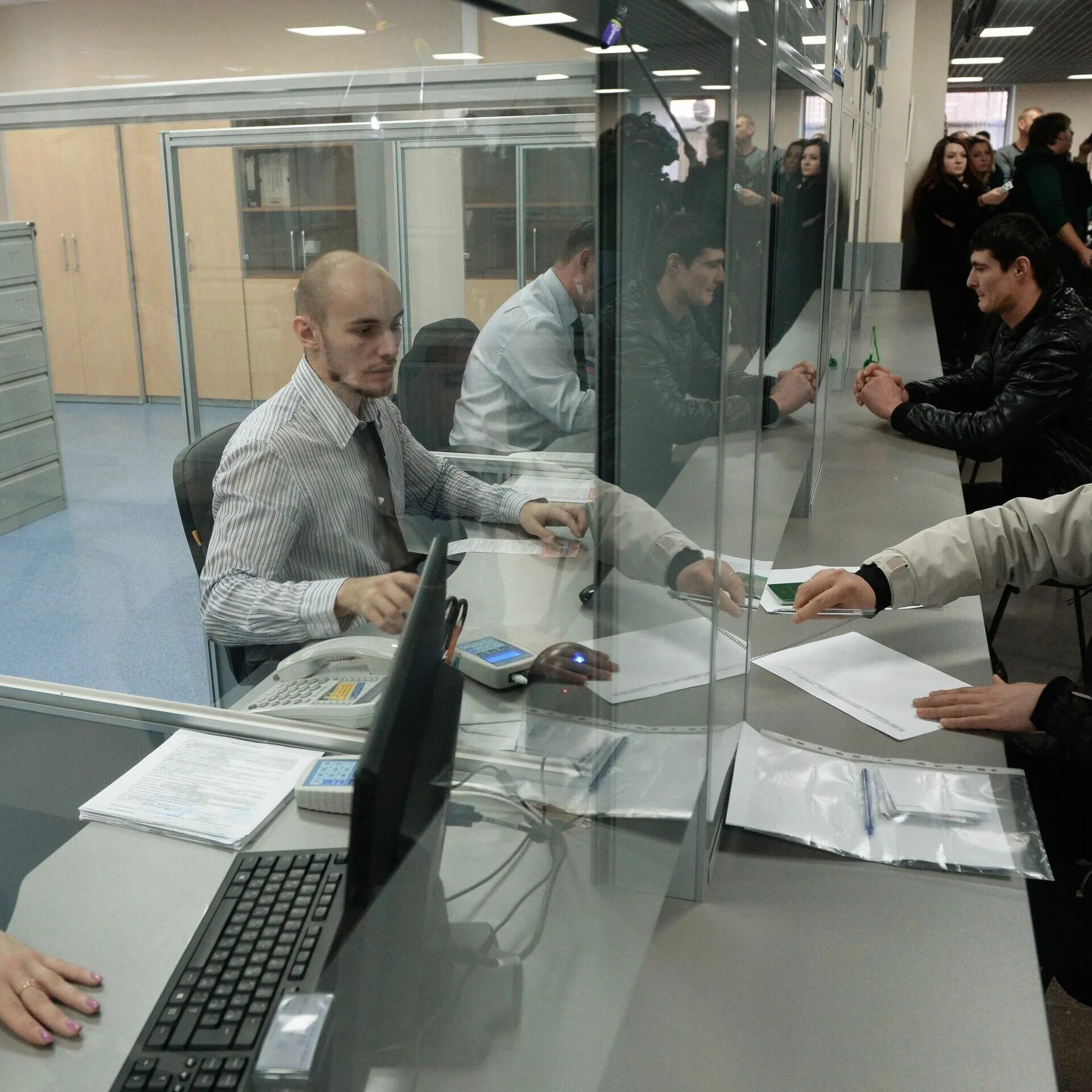 Единый миграционный центр московской. Единый миграционный центр одинцово. миграционный центр московской области. миграционный центр патент. единый миграционный центр московской области одинцова.