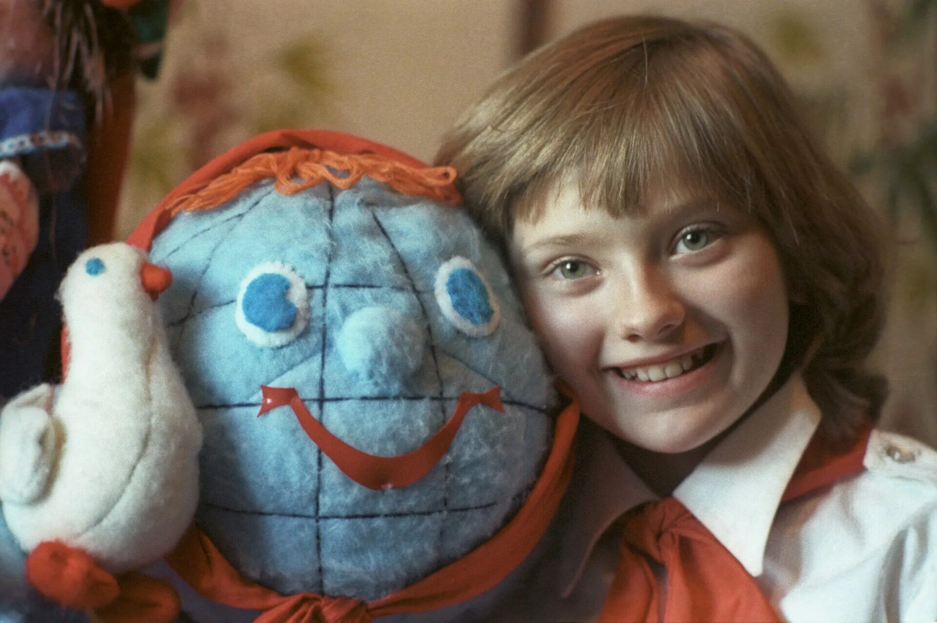 Катя лычева и саманта. Саманта смит и катя лычева. Екатерина александровна лычева. Екатерина лычева. Катя лычева и саманта.