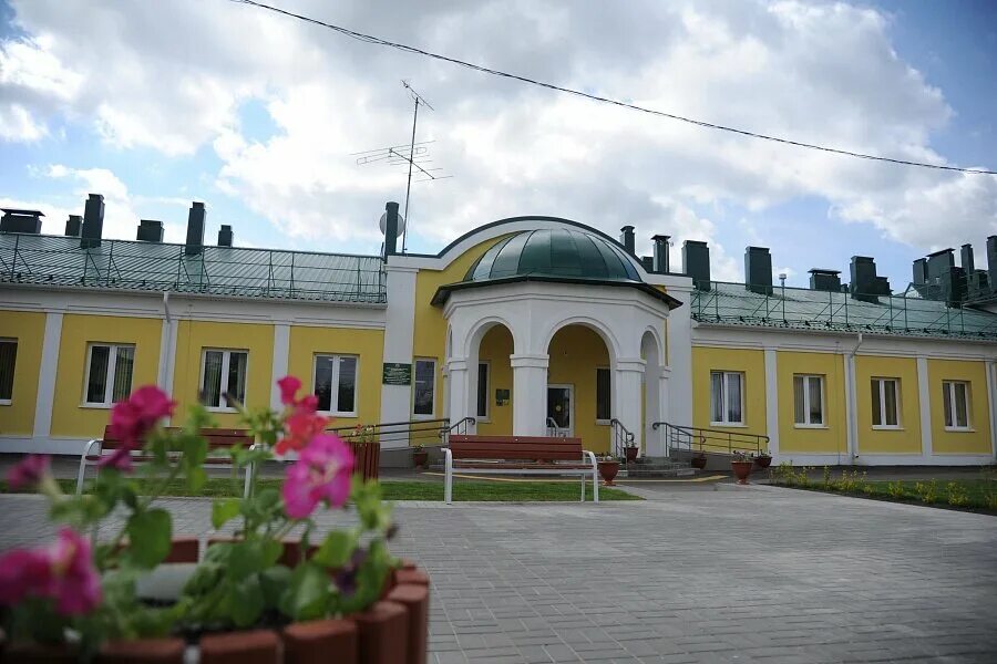 Мачеха волгоградская область киквидзенский район. Мачешанский дом интернат для престарелых и инвалидов. Мачешанский дом-интернат для престарелых и инвалидов село мачеха. Мачешанский дом интернат для престарелых и инвалидов. Мачешанский дом интернат для престарелых и инвалидов.