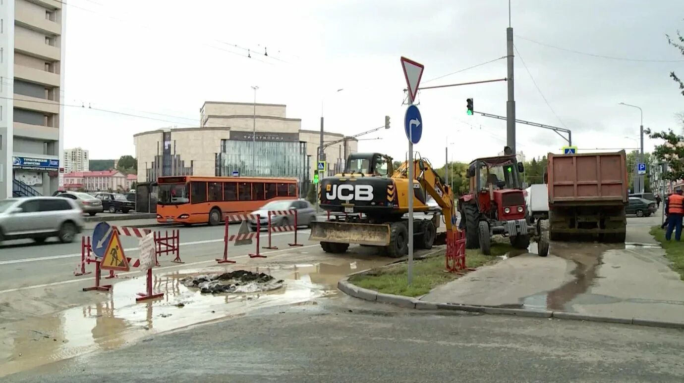 Аварии водоснабжения в Барнауле. Пенза без воды