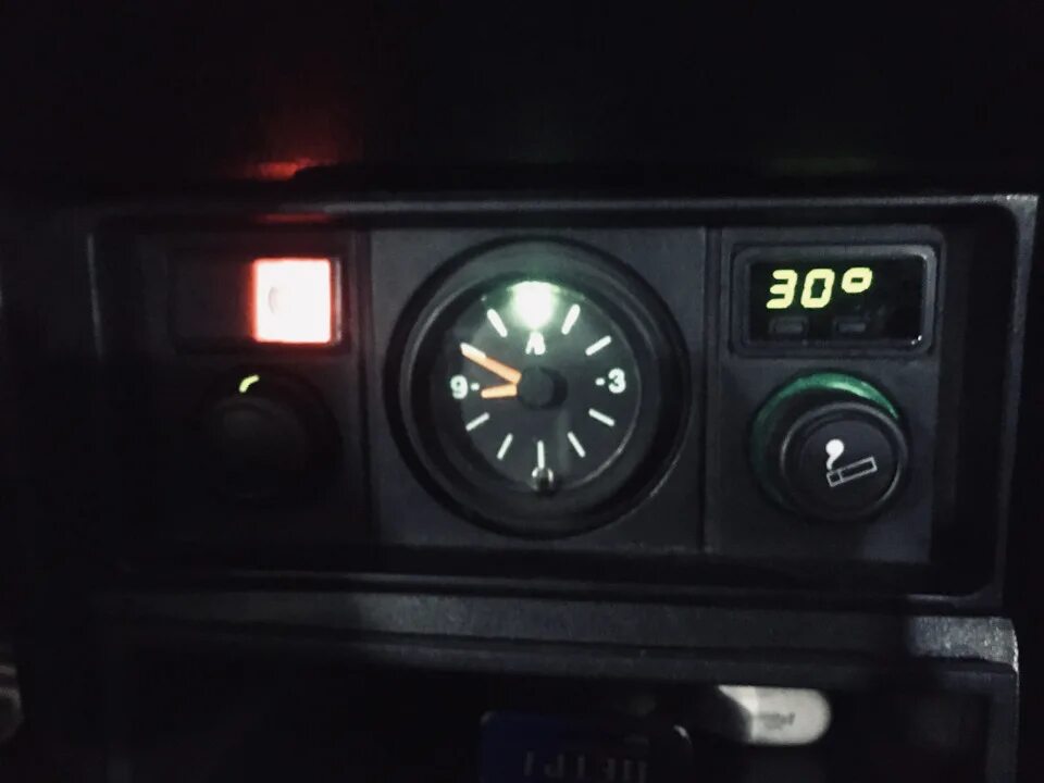 Блок печки электронный ваз 2107. Блок управления печкой 2107. Блок управления отопителем 2107. Климат контроль ваз 2110 на 2107. Ваз 2107 отопителя светодиодная.