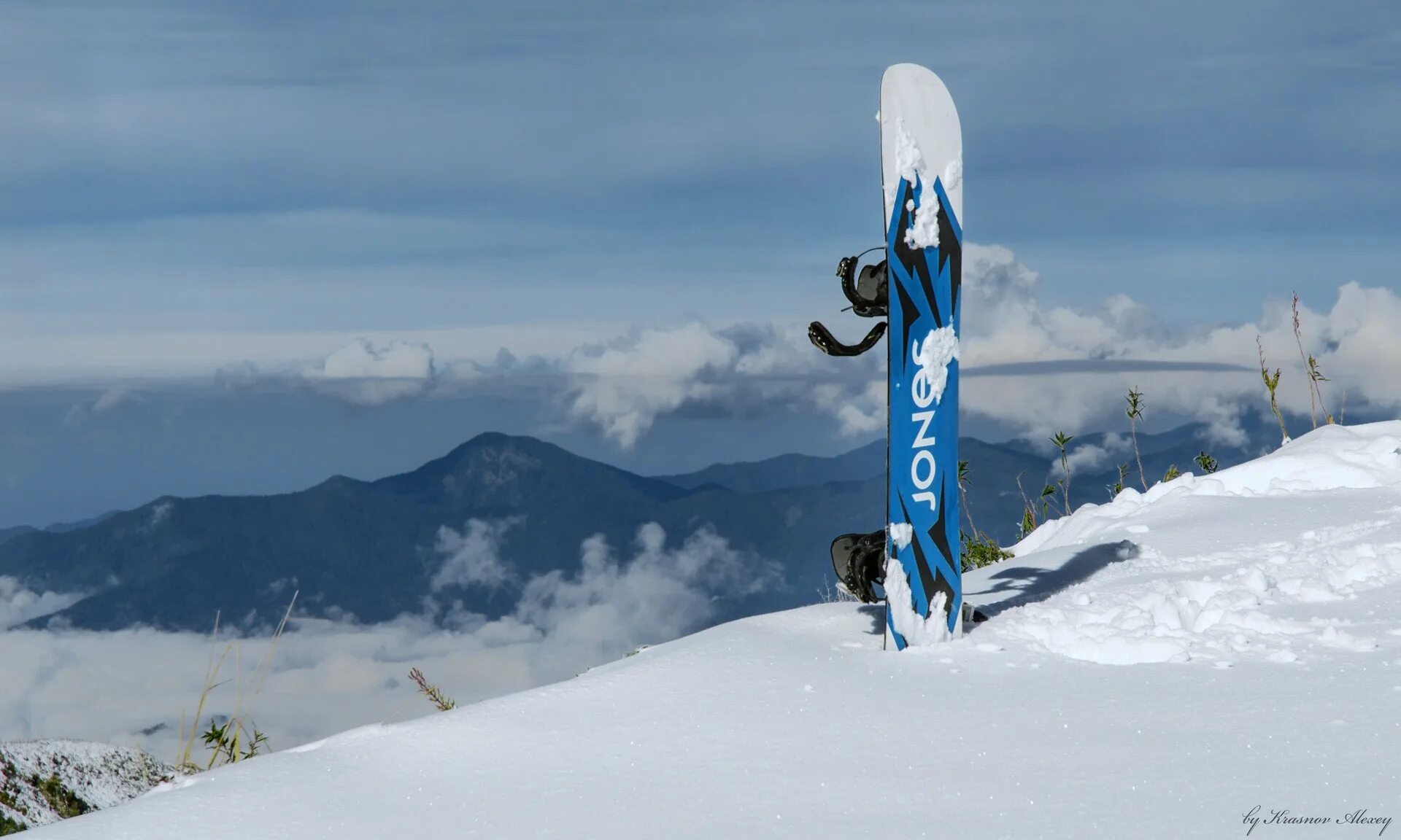 Jones Freeride сноуборд. Горы красной Поляны сноуборд. Красная Поляна сноуборд. Сноуборд Jones Mountain Twin.