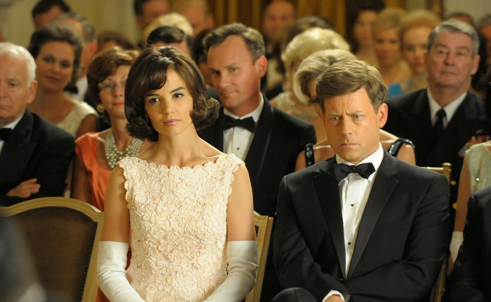 Грег киннир клан кеннеди. The kennedys). Клан кеннеди сериал. Клан кеннеди сериал. Кэти холмс клан кеннеди.