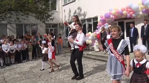 Последний звонок слезы взрослая жизнь