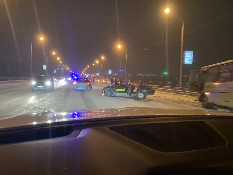 Авария в Кемерово на Терешковой. Мост Терешковой Кемерово. Кемерово аварии 27 декабря.