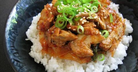 Жареная кимчи с курицей