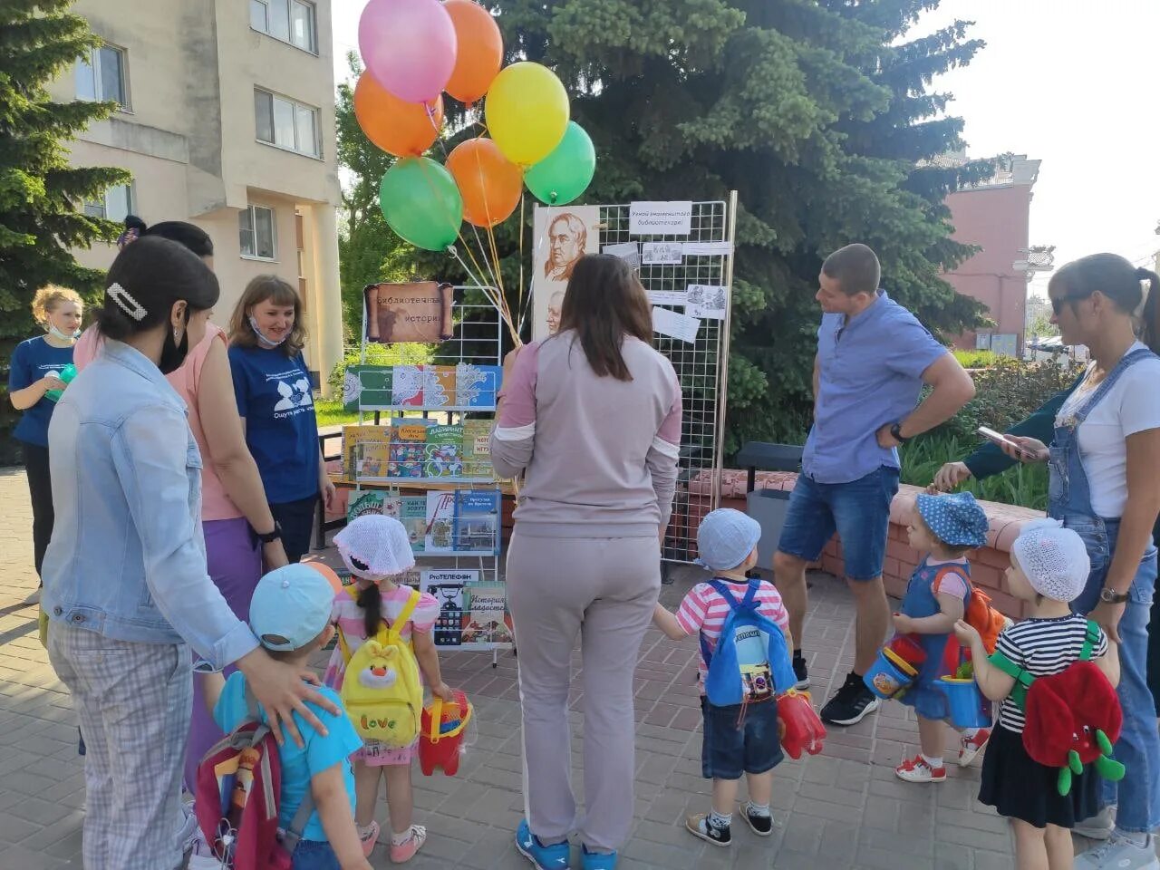 белгородская детская библиотека. день открытых дверей дети. библиотека им лиханова белгород. гражданский проспект 33 белгород библиотека лиханова. белгородская детская библиотека.