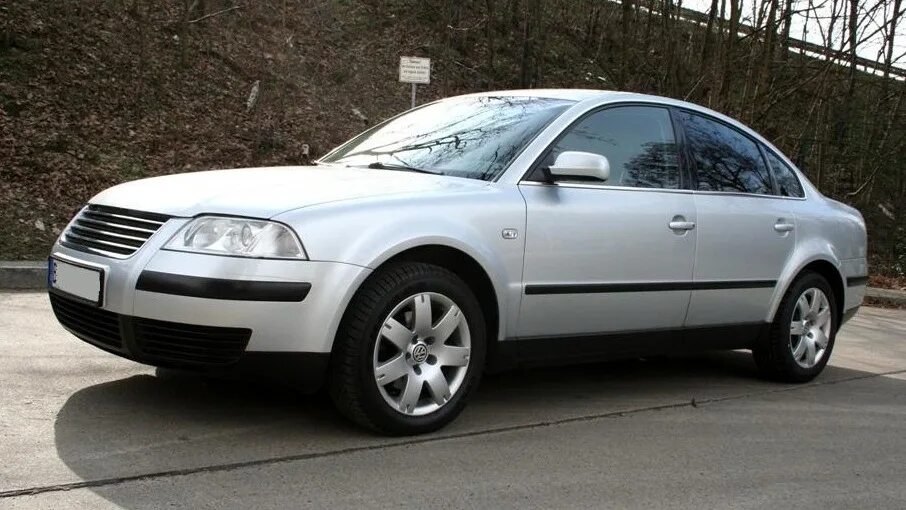 Volkswagen passat 2001 год. Фольксваген Пассат 2001. Фольксваген пасад2001 год. Volkswagen Passat 2001 года. Фольксваген Passat, 2001 год.