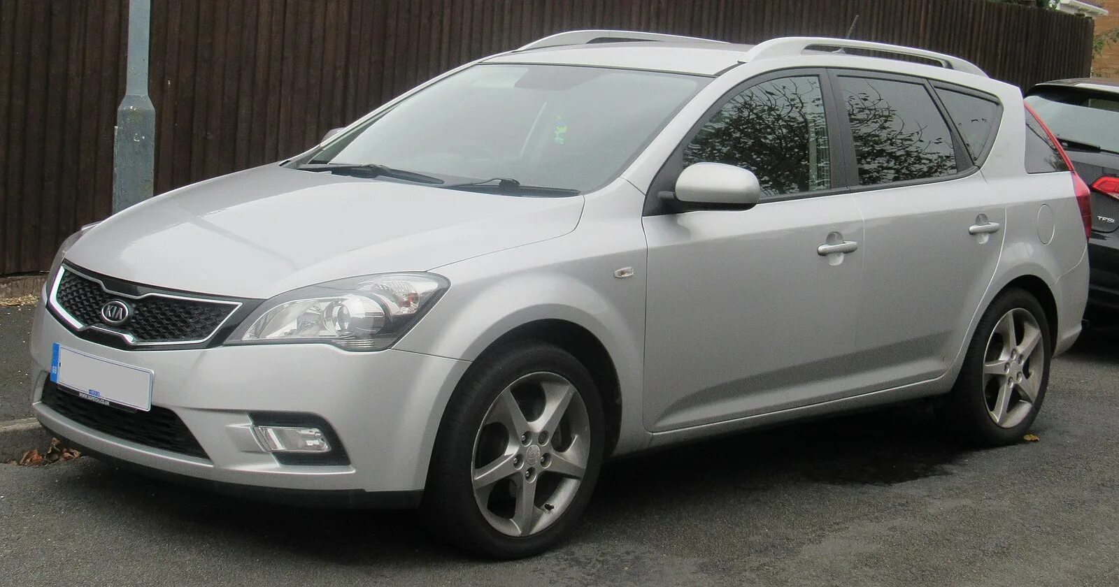 Купить киа сид 2009. Kia Ceed 2010. Kia Ceed SW 2009. Kia Ceed SW 2010. Kia Ceed ed 2009.