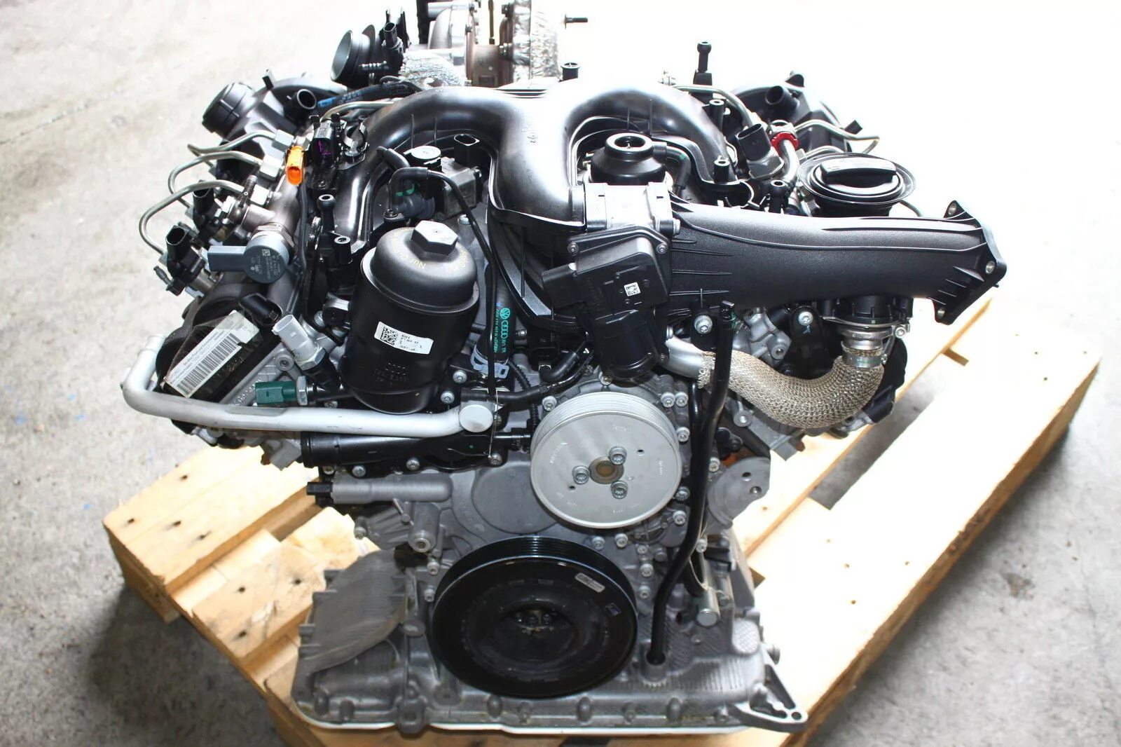 Двигатель Фольксваген Туарег 3.0 дизель. Двигатель Ауди 3.0 дизель casa. Мотор CRCA 3.0 TDI. Двигатель BKS 3.0 TDI. Volkswagen 3.0 tdi