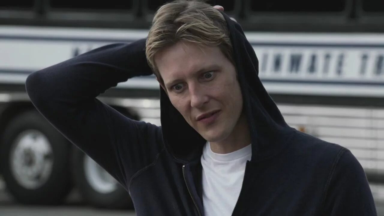 Нолан росс шегги. Ли нолан актриса в сериале. Как выглядит мама нолана из мистер. Нолан росс. Сериал месть нолан росс.