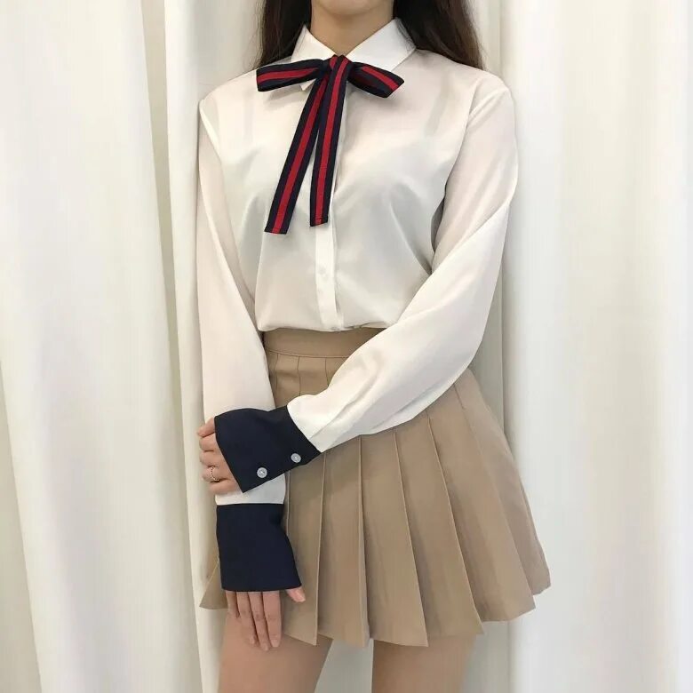 Юбка чулки рубашка. Эстетичная одежда для девушек в школу. Одежда кореянок в школу. Эстетика одежда для девушек Школьная. Корейская одежда для девушек в школу.