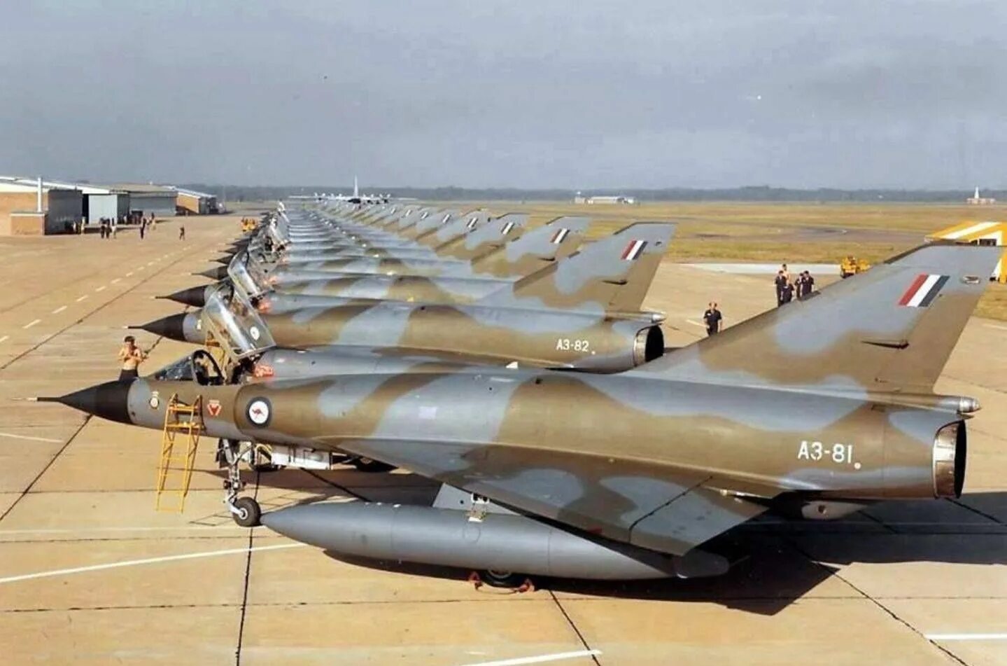 Мираж 3 самолет. Dassault Mirage III. Dassault Mirage III самолёты Франции. Dassault "Mirage III", истребитель.