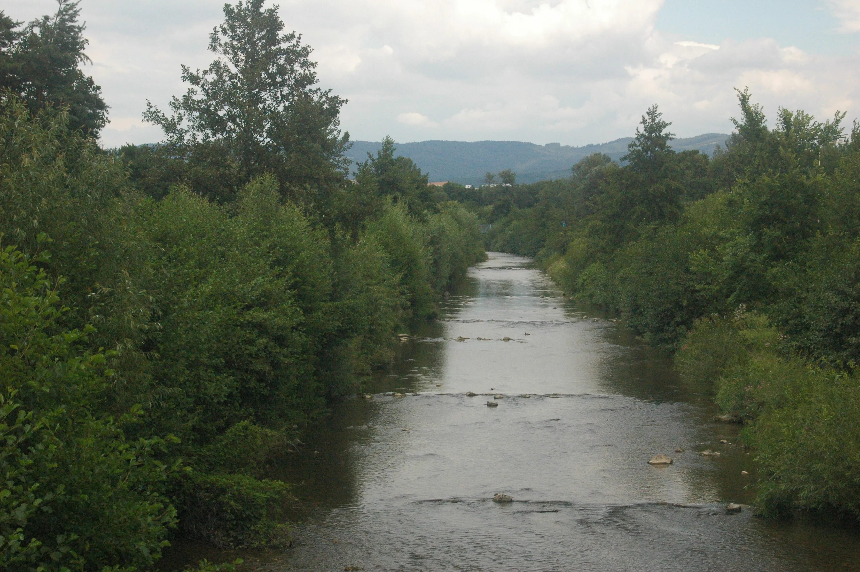 Приток ваги. Река Грон Словакия. Река ваг Словакия. Река Ипель. Нитра приток.
