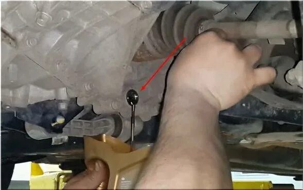 6. 6. Заливная пробка кпп хендай солярис 1. Hyundai solaris 2 заливной болт акпп. Заливная пробка кпп hyundai solaris.