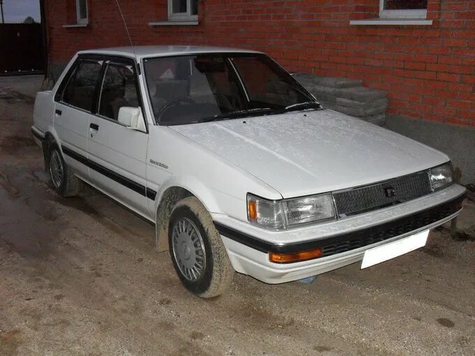 тойота корона 1986г. Toyota corolla levin ae85. Toyota camry le 1985. Toyota camry 1985. тойота 85 года.