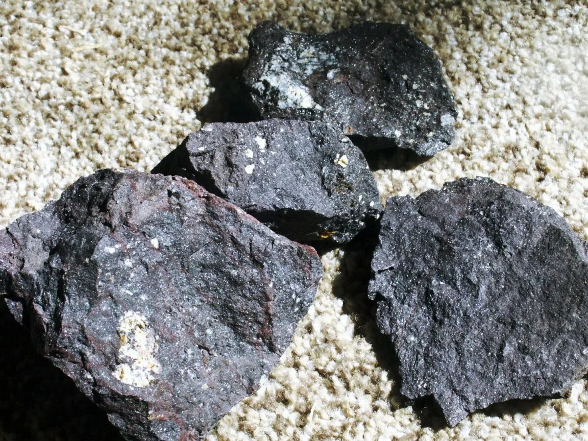 Образцы руд. Hematite Iron ore. Железномарганцевая РДА. Минералы железо-марганцевых руд. Полезные ископаемые железо.