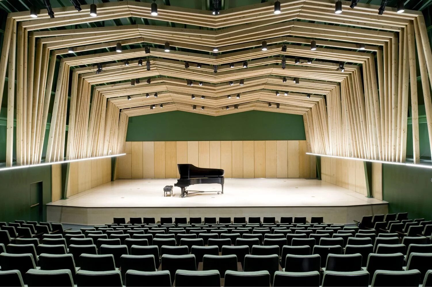 Концертный зал Concert Hall. Интерьер театра. Современный театр. Современные театральные интерьеры.