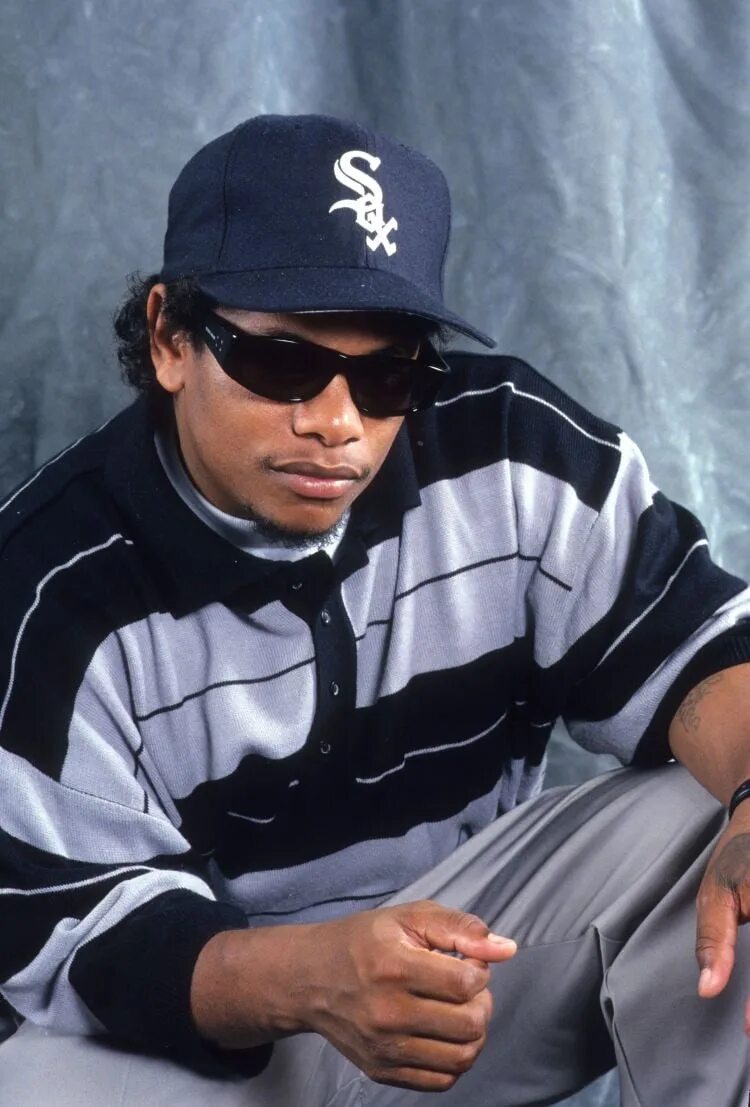 Eazy e lets take a trip. Eazy e. eazy e 1995. eazy e 1994. рэпер eazy e райдер.
