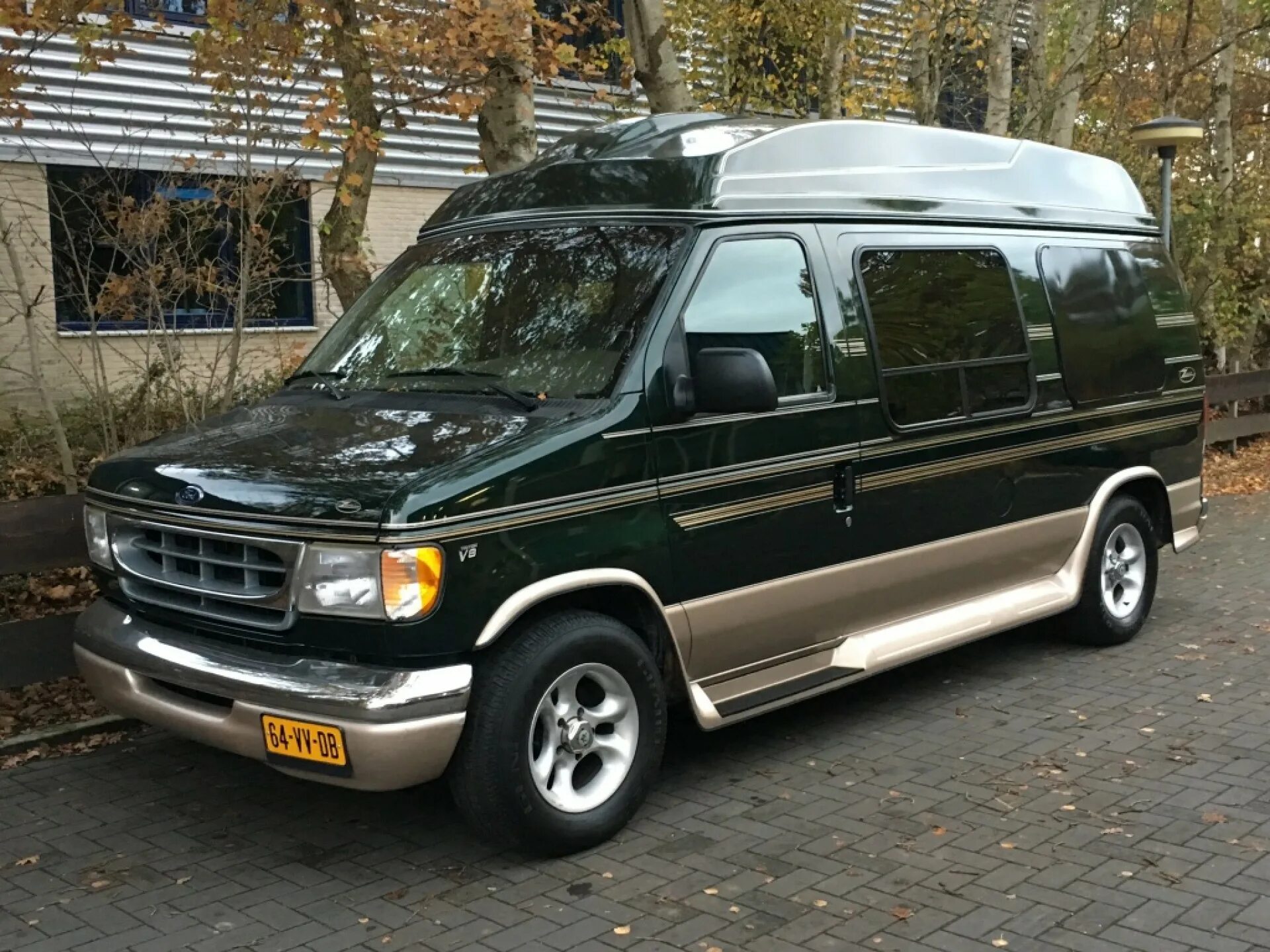 Форд эконолайн купить. Ford Econoline 3. Ford Econoline e350 1994. Ford Econoline 2005. Ford Econoline 2000.