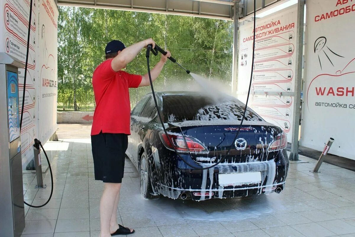 Автомойка самообслуживания car Wash. Ручная мойка. Самостоятельная мойка автомобиля. Мытье машины на автомойке.