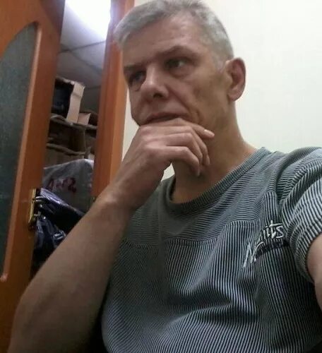 Мужчина 58 лет. Мужчина 63 года. Ребята 56 лет. Мужику 59 лет. Мужчина 59 лет.