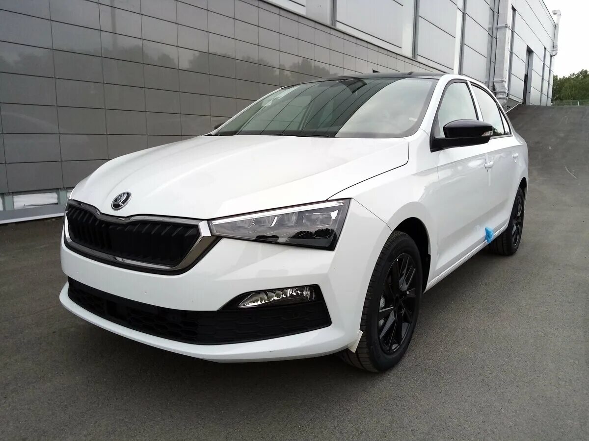 Шкода Рапид 2020 белая. Skoda Rapid 2020 белая. Шкода Рапид 2021. Шкода Рапид 2020 Блэк эдишн. Купить рапид 2021 года