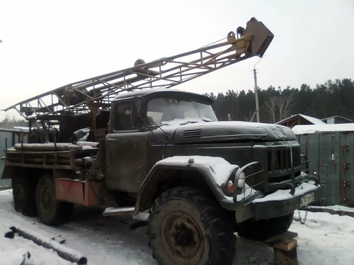 Буровая зил 131 угб. Буровая зил. Зил 131 буровой. Зил 131 буровая урб 2а2. Зил 131 угб 50.