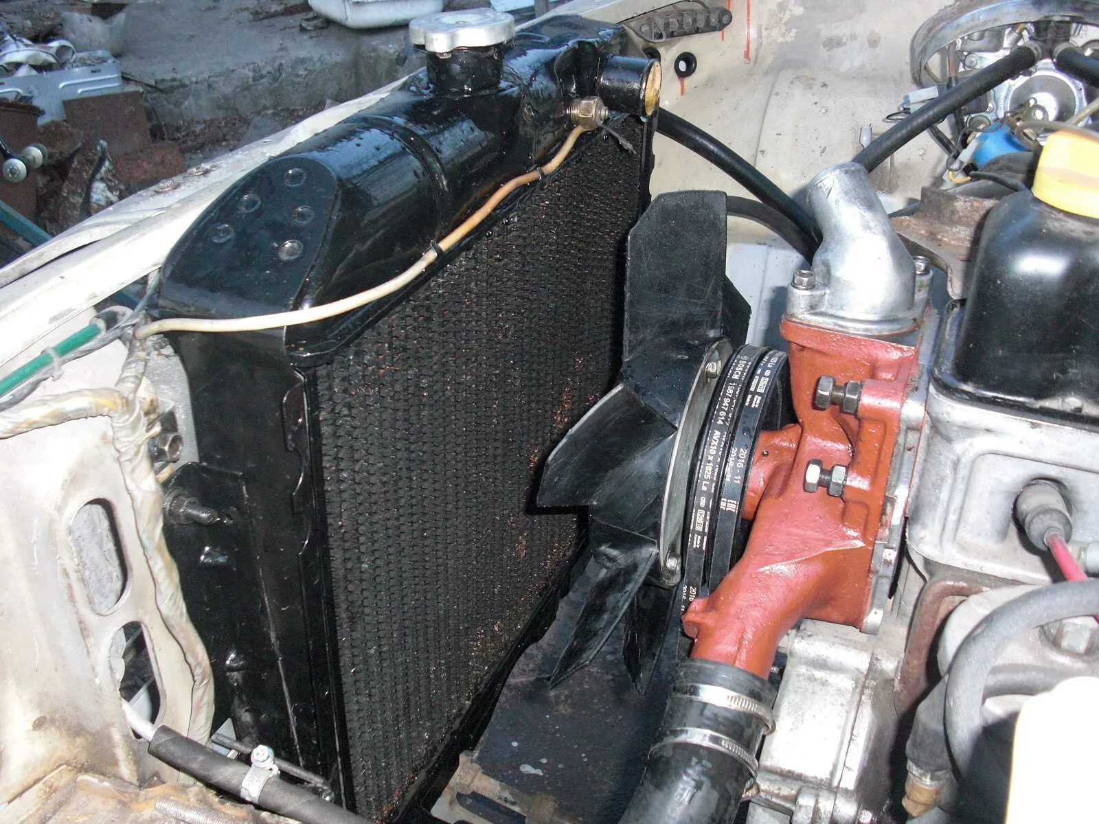 Газ 53. Топливный тройник карбюратора газ 2410. Система охлаждения газ 53. Идут газы газ 53. Модернизируем систему охлаждения на зил 131.