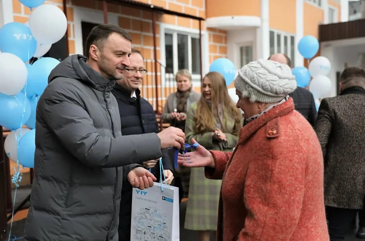 Администрация родники. Поселок Родники Раменского района. День поселка Родники Раменский. Глава администрации Родники Раменского района. Поселок Родники Раменский район волонтеры.