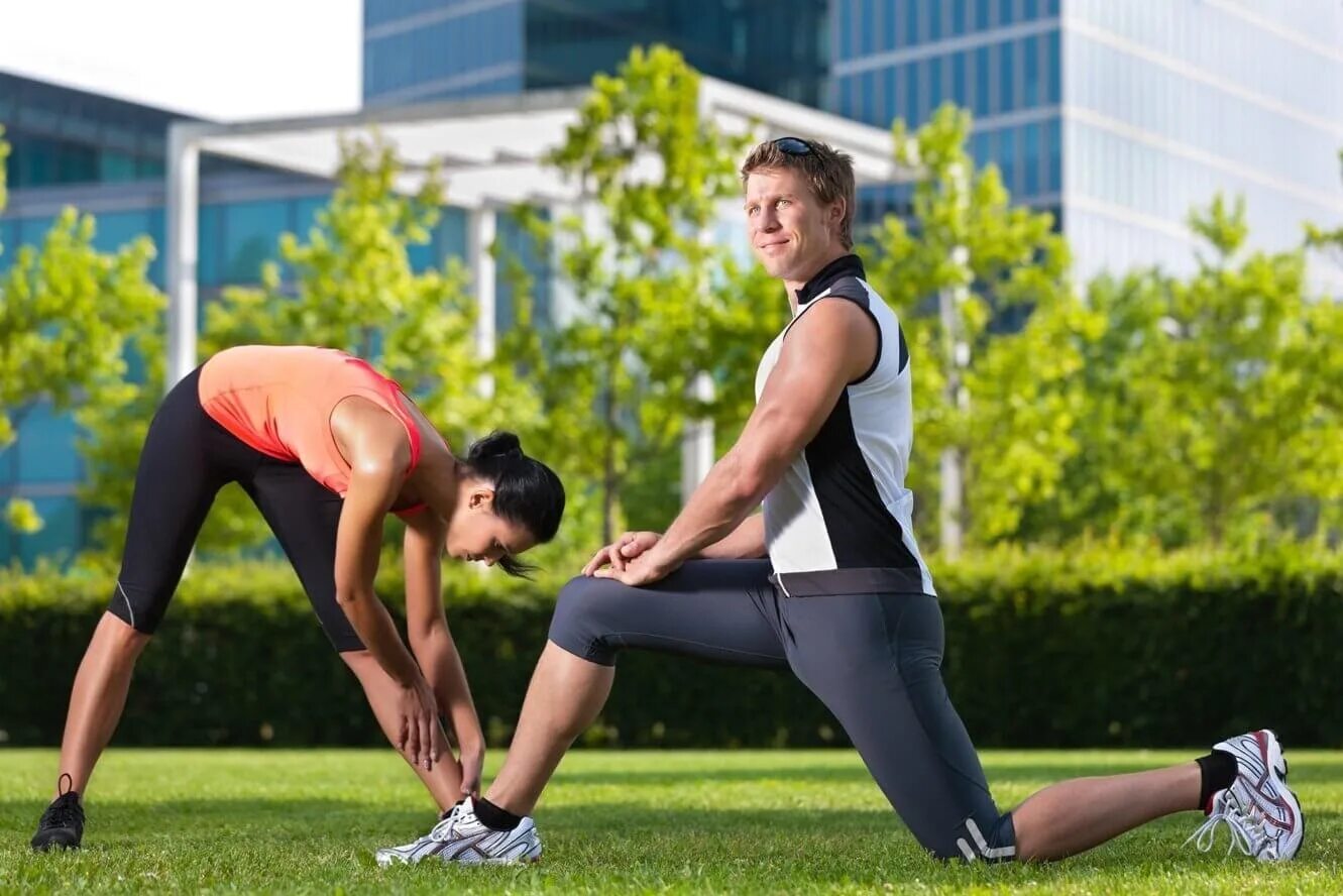 Physical work. Занятие спортом. Спортивные занятия. Спортивные люди. Физические упражнения.