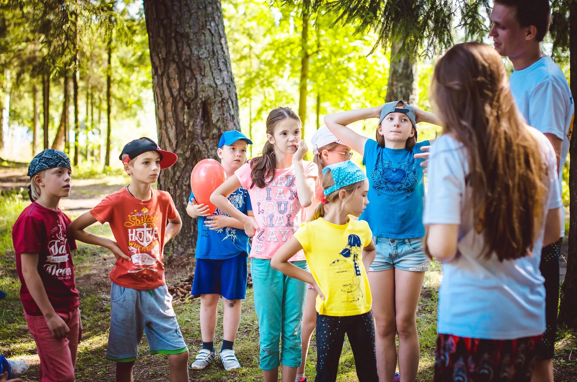 Child camping. Детский лагерь. Детский летний лагерь. Лагер. Детский оздоровительный лагерь.